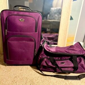 Small purple suitcase, 19 inches tall with bonus bag